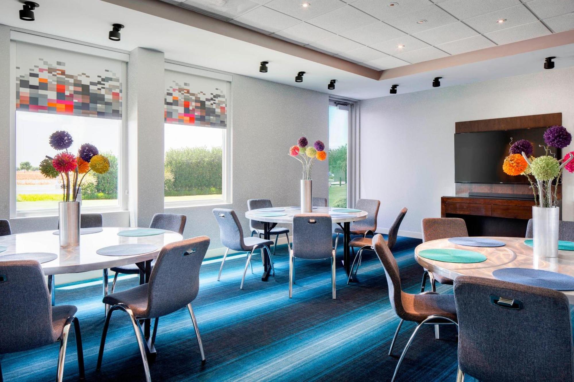 Aloft Hotel Las Colinas Irving Bagian luar foto