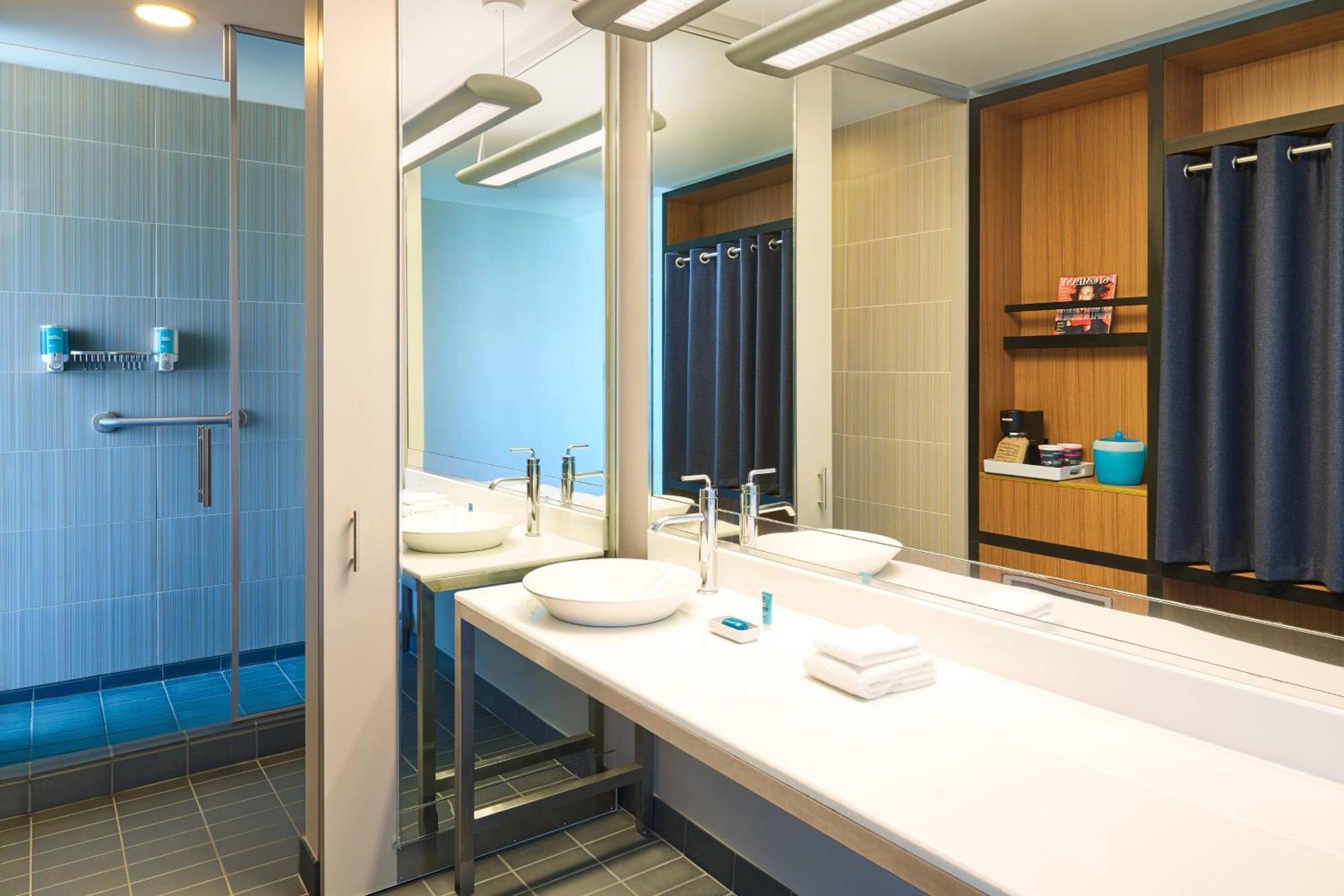 Aloft Hotel Las Colinas Irving Bagian luar foto