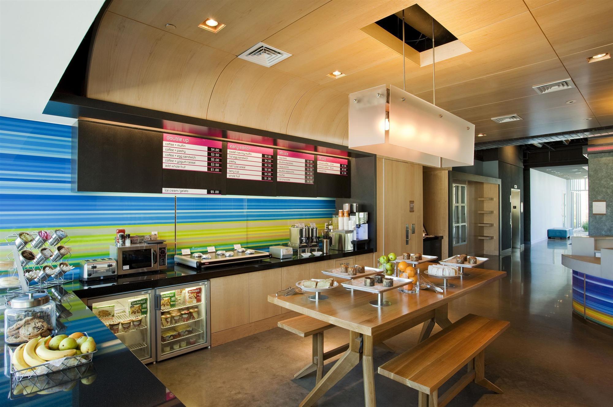 Aloft Hotel Las Colinas Irving Bagian luar foto